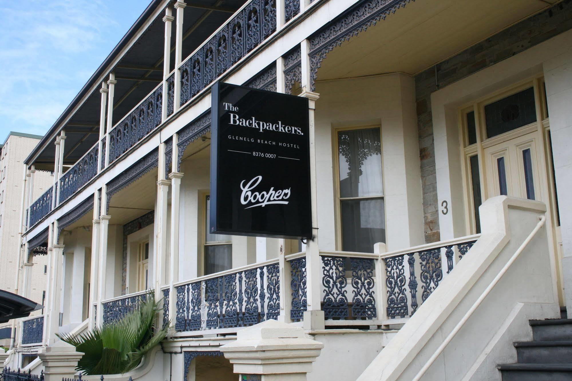 Glenelg Beach Hostel Esterno foto